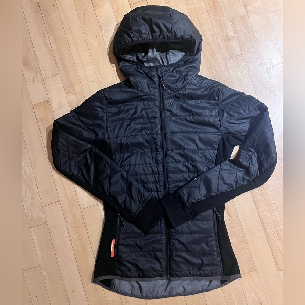 Icebreaker Merino Wool Jacket - size small